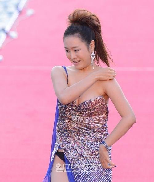 여민정 노출 노이즈마케팅 이슈