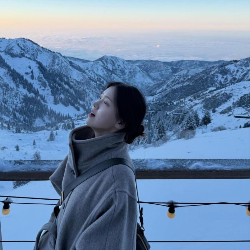 김지은