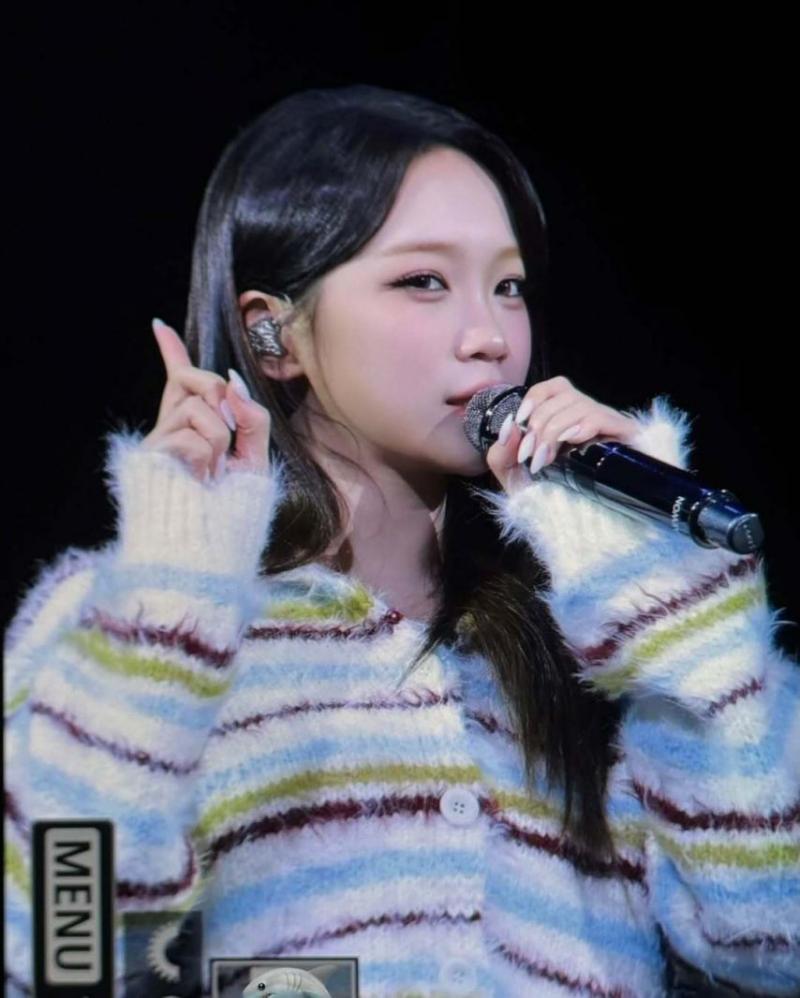 르세라핌 장발 김채원