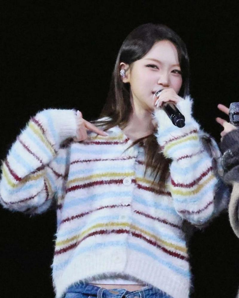 르세라핌 장발 김채원