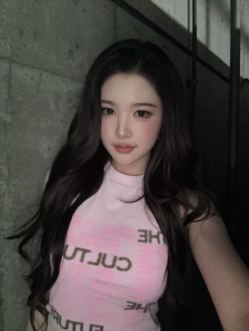 하츠투하츠 에이나
