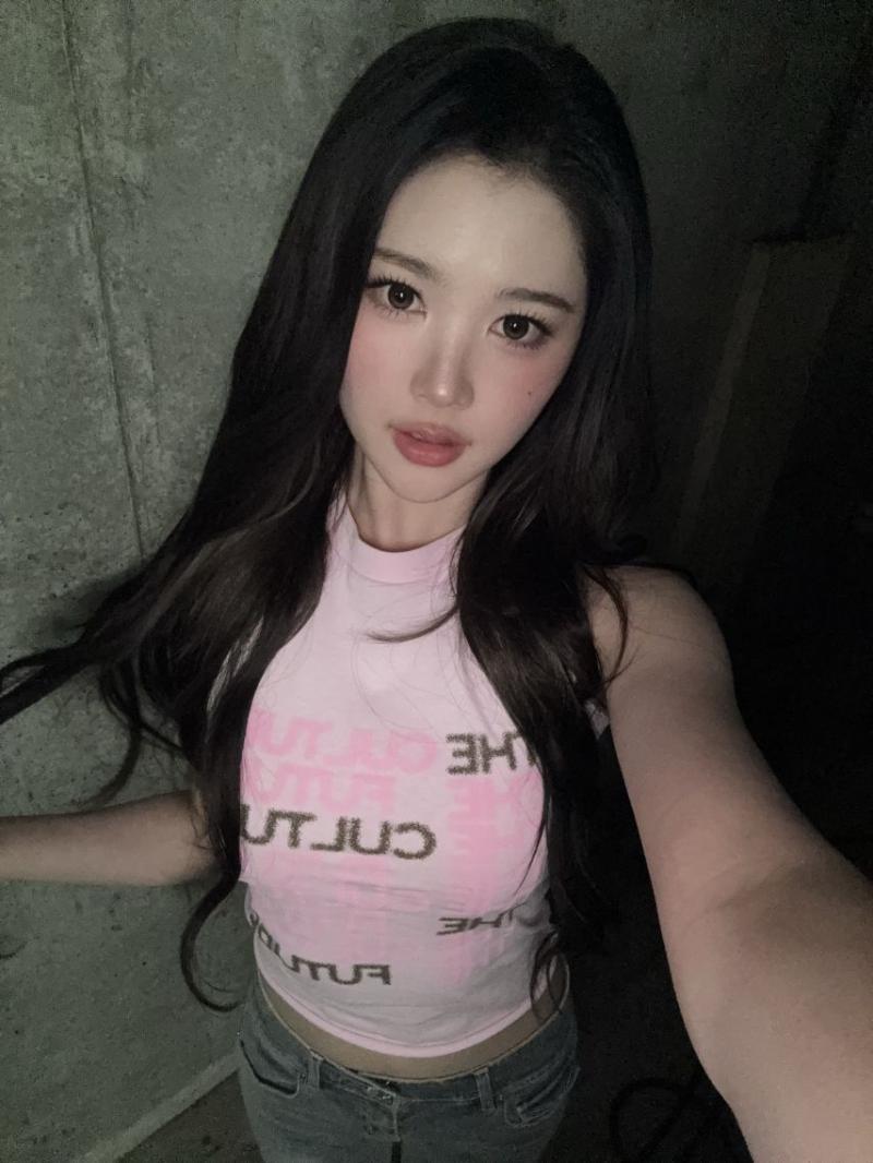 하츠투하츠 에이나