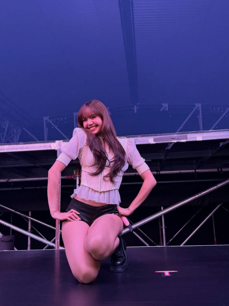 블랙핑크 리사 SNS