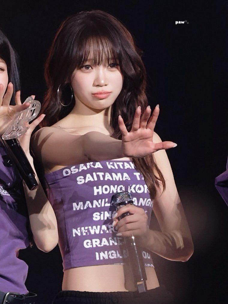 LE SSERAFIM (르세라핌) 김채원