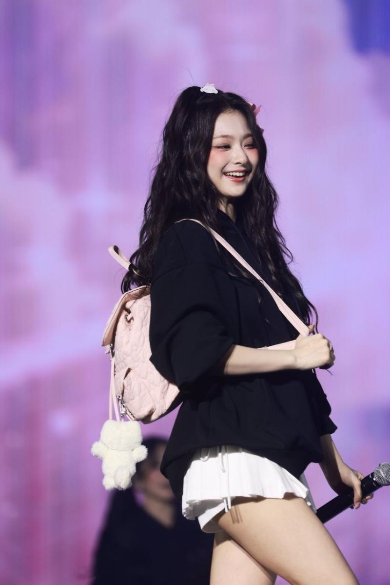 프로미스나인 이나경
