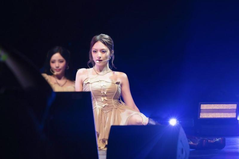 프로미스나인 이나경