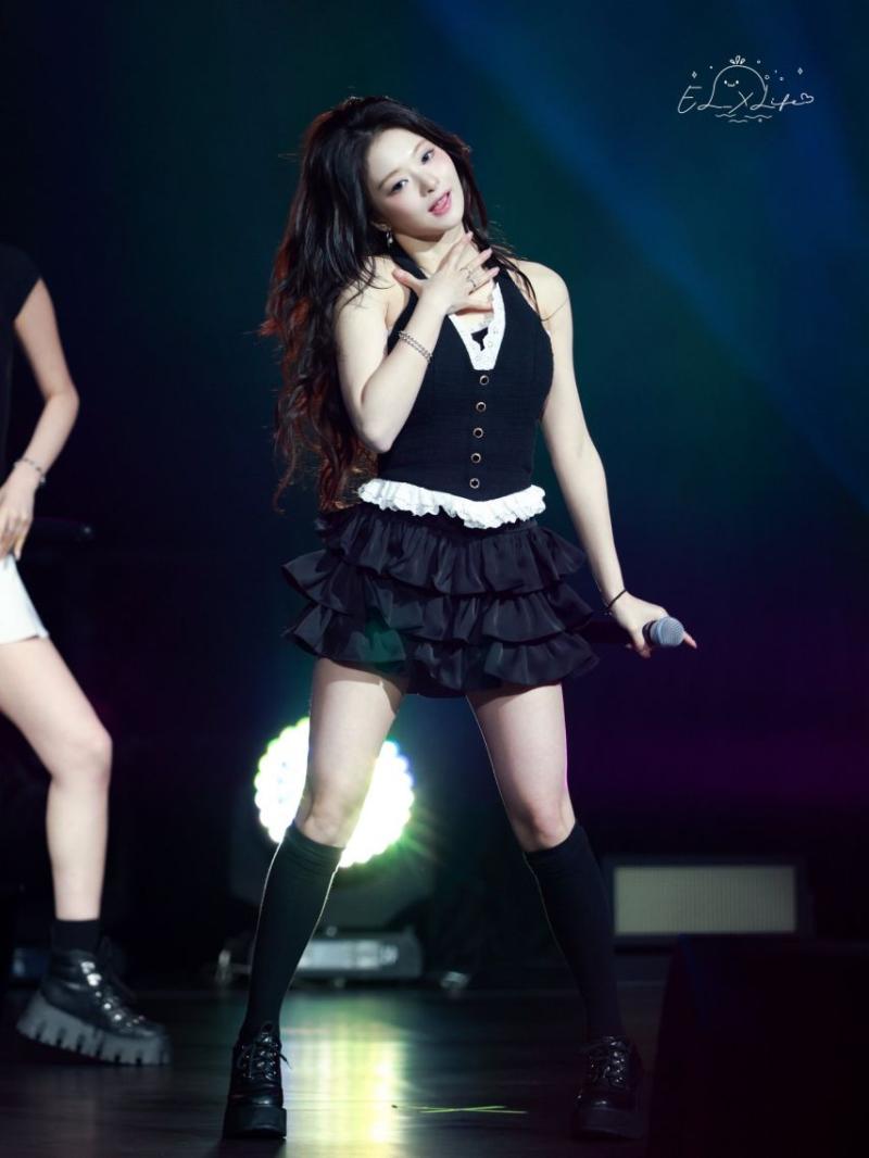 프로미스나인 이나경