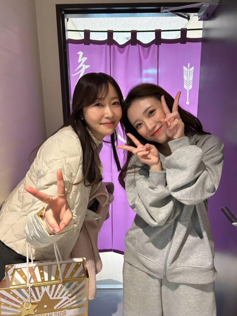 잘지내고 있는 아이즈원 출신 나코