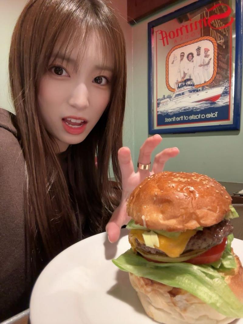 잘지내고 있는 아이즈원 출신 나코