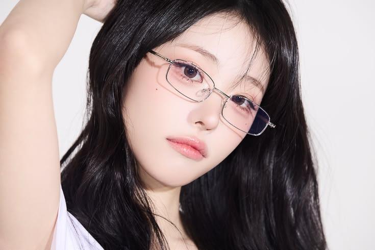 QWER 히나