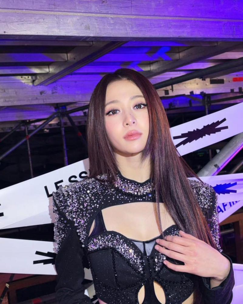 르세라핌 허윤진