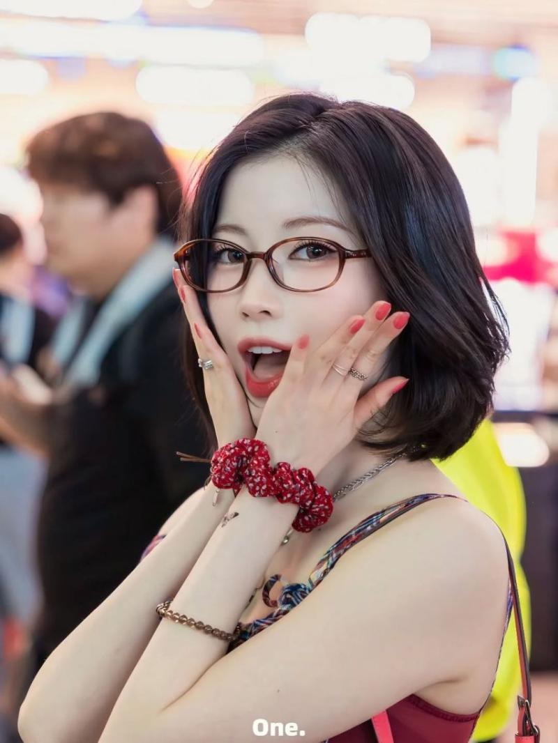 BABYMONSTER (베이비몬스터) 아사