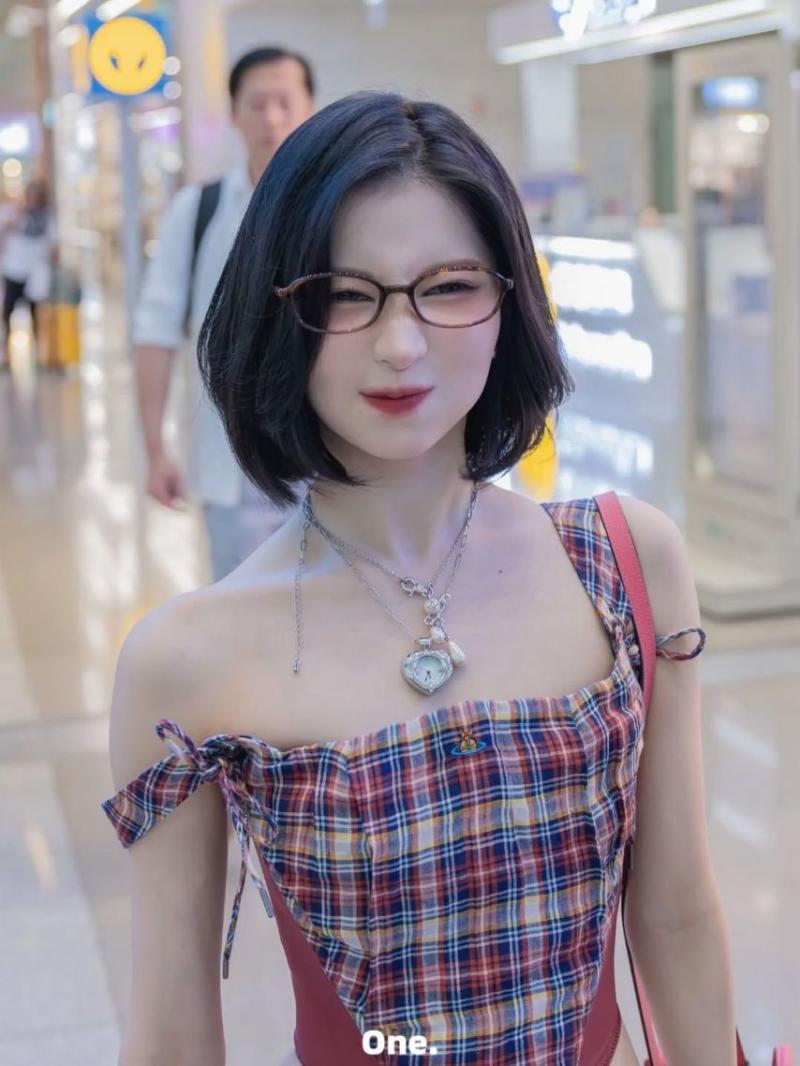 BABYMONSTER (베이비몬스터) 아사