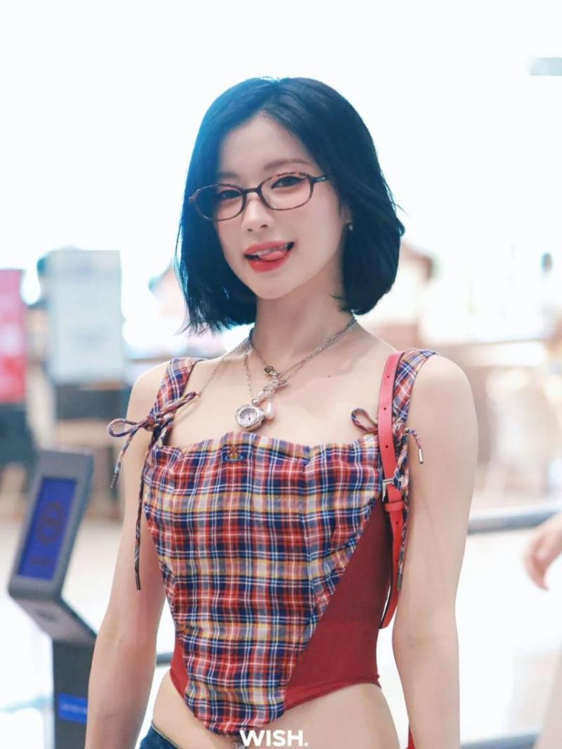 BABYMONSTER (베이비몬스터) 아사
