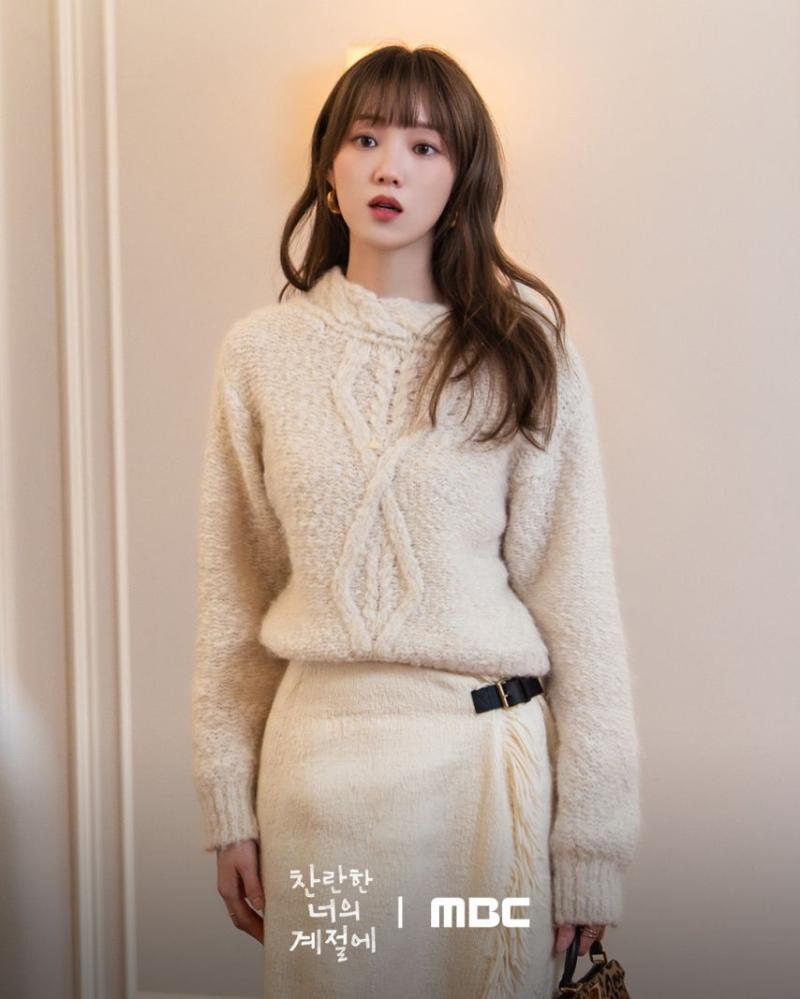 이성경 한지현 오예주 찬란한너의계절에