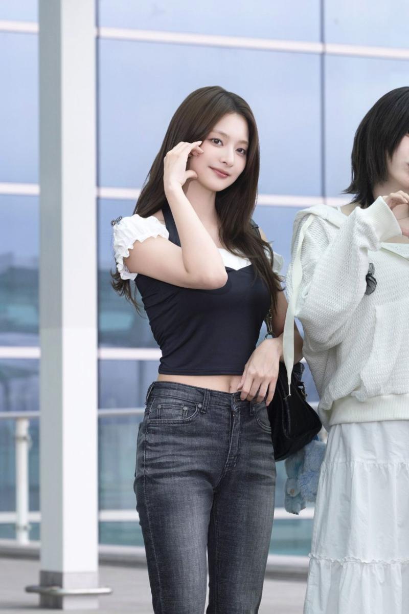 프로미스나인 이나경