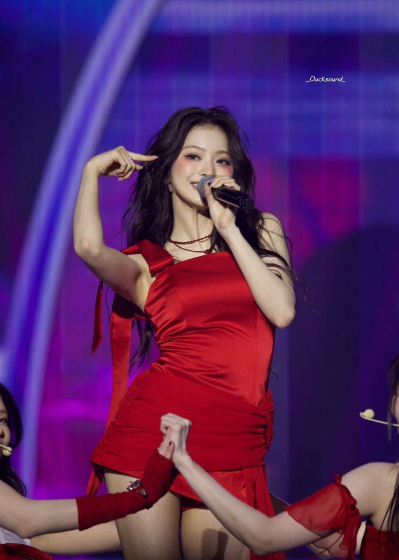프로미스나인 이나경