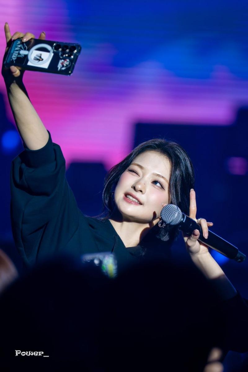 프로미스나인 이나경