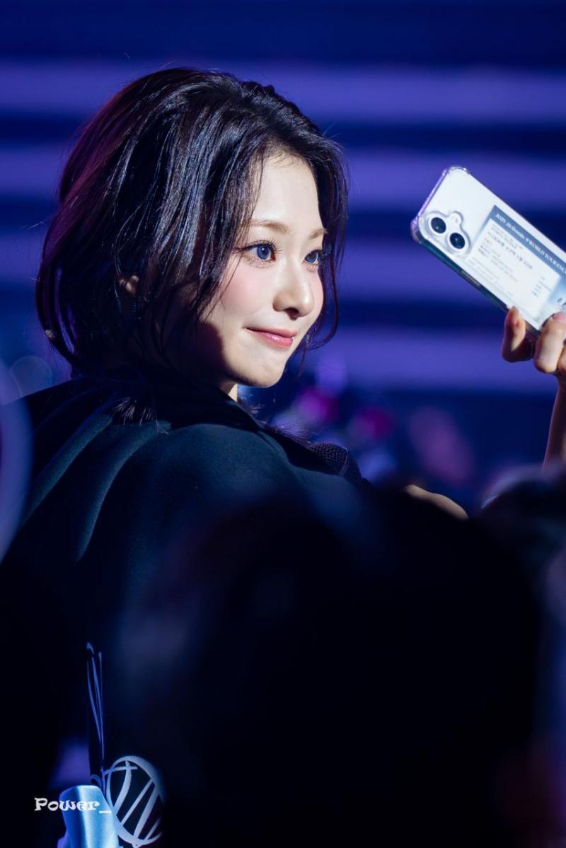 프로미스나인 이나경