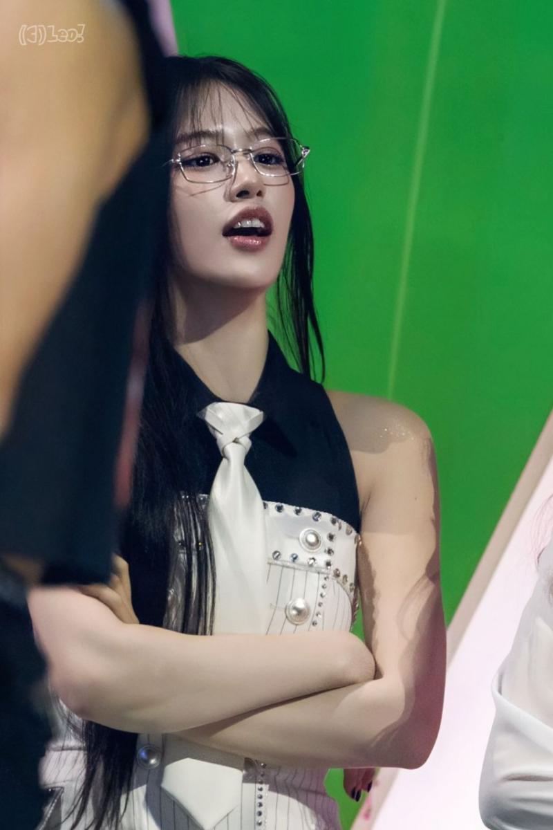 아이브 안유진