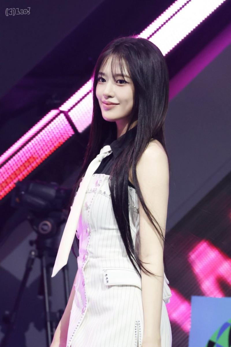 아이브 안유진