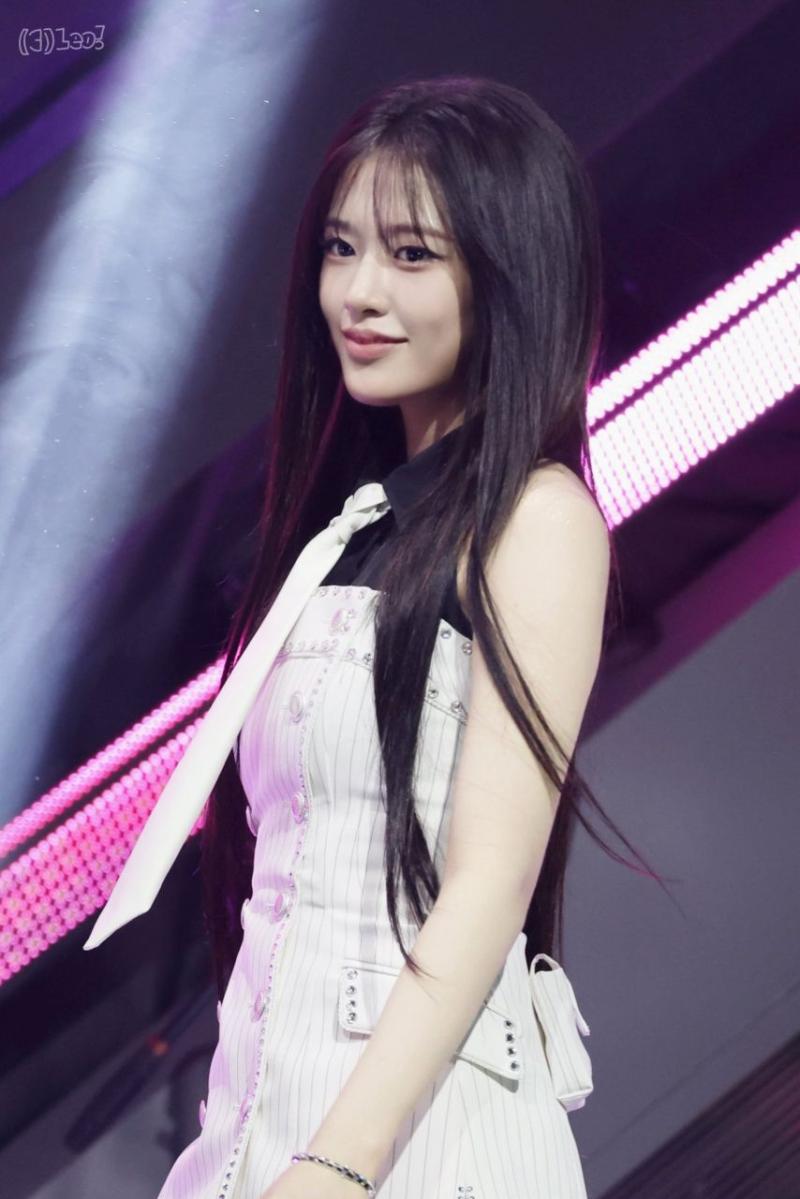 아이브 안유진