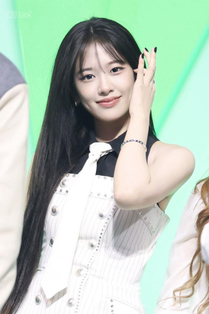 아이브 안유진