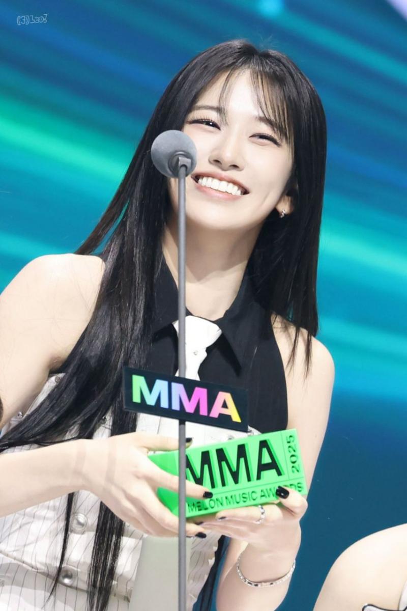 아이브 안유진