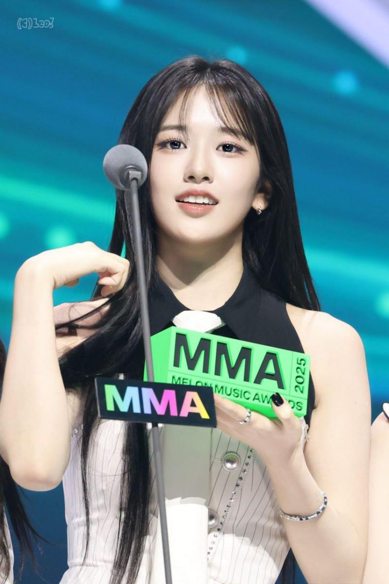 아이브 안유진
