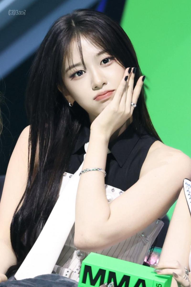 아이브 안유진