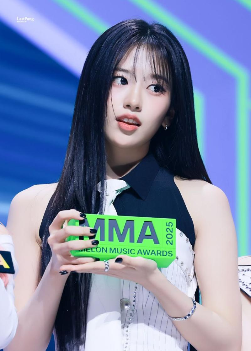 아이브 안유진