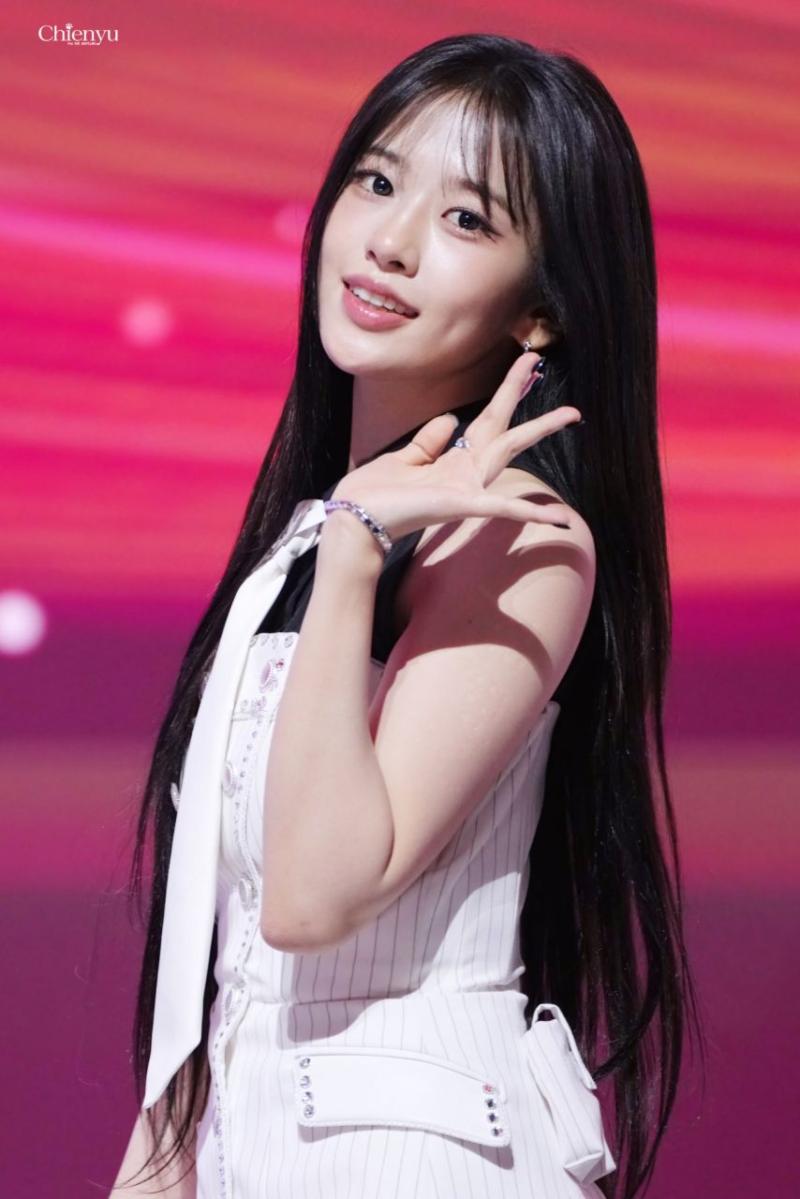 아이브 안유진