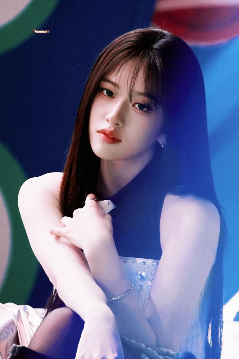 아이브 안유진