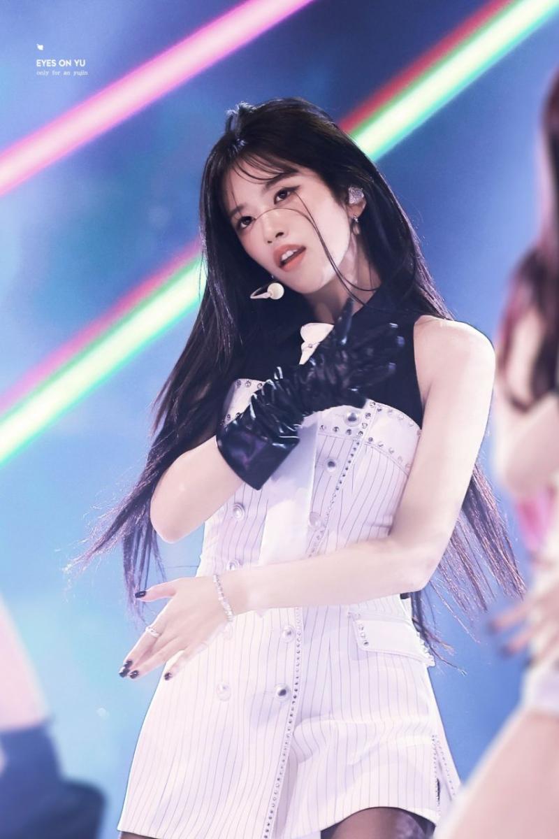 아이브 안유진