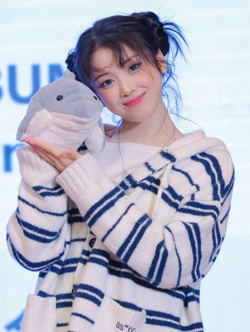 NMIXX (엔믹스) 지우