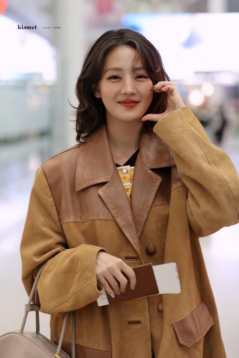 아이들 민니 오늘 출국