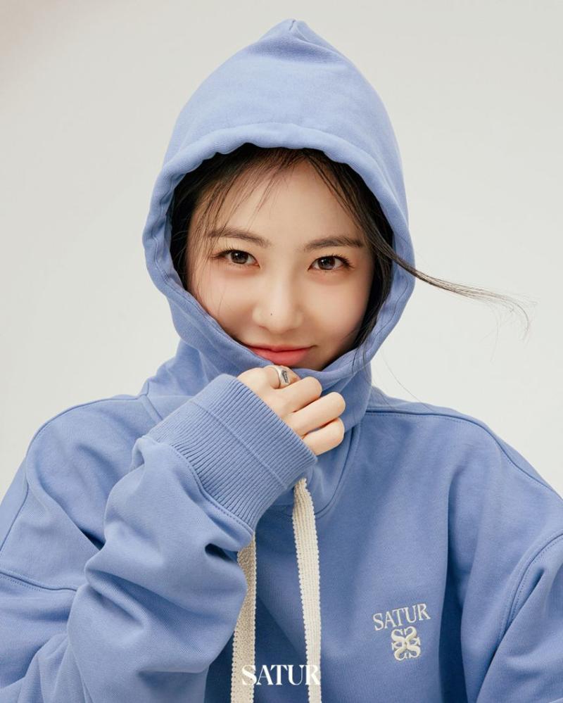 신예은 SATUR세터
