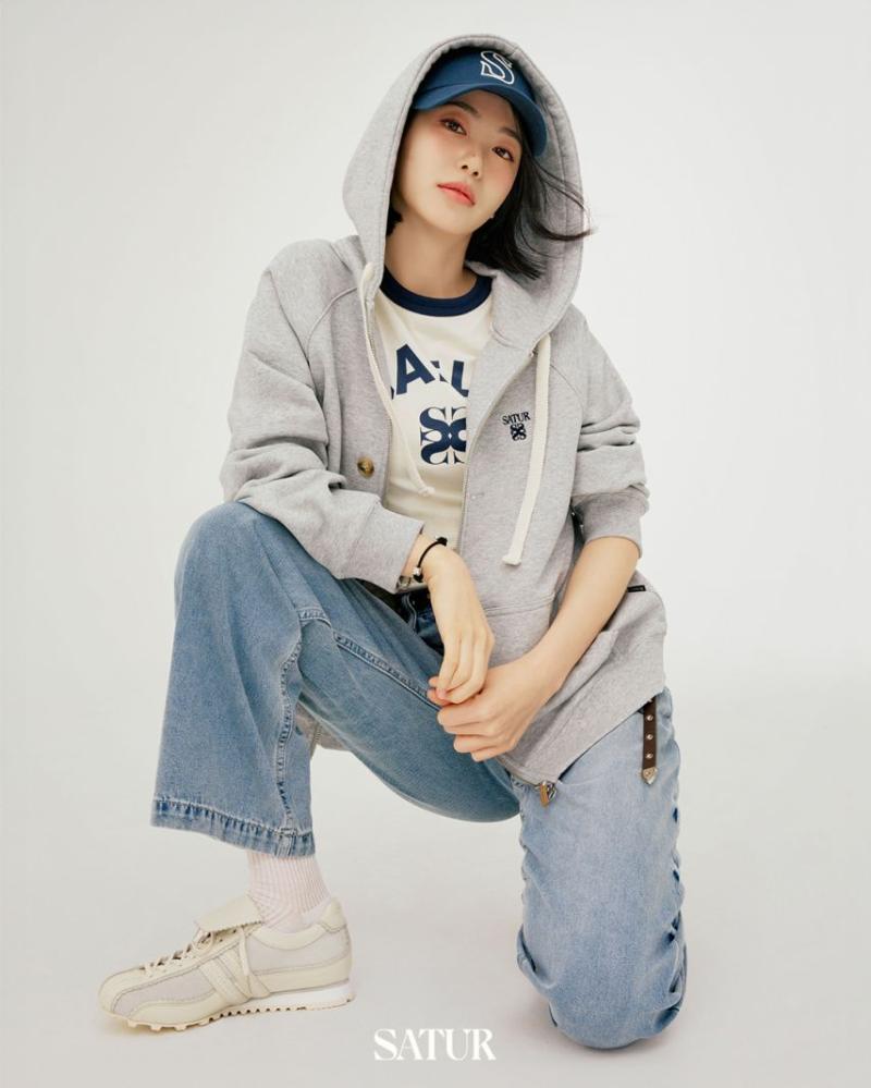 신예은 SATUR세터