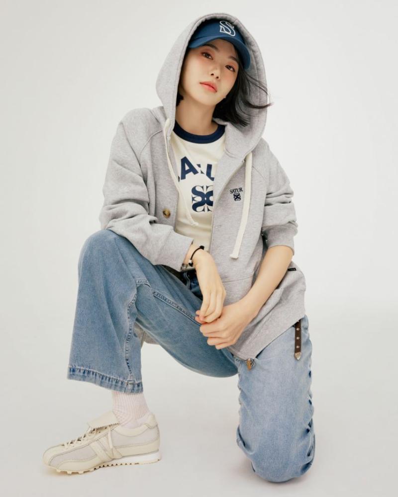 신예은 SATUR세터