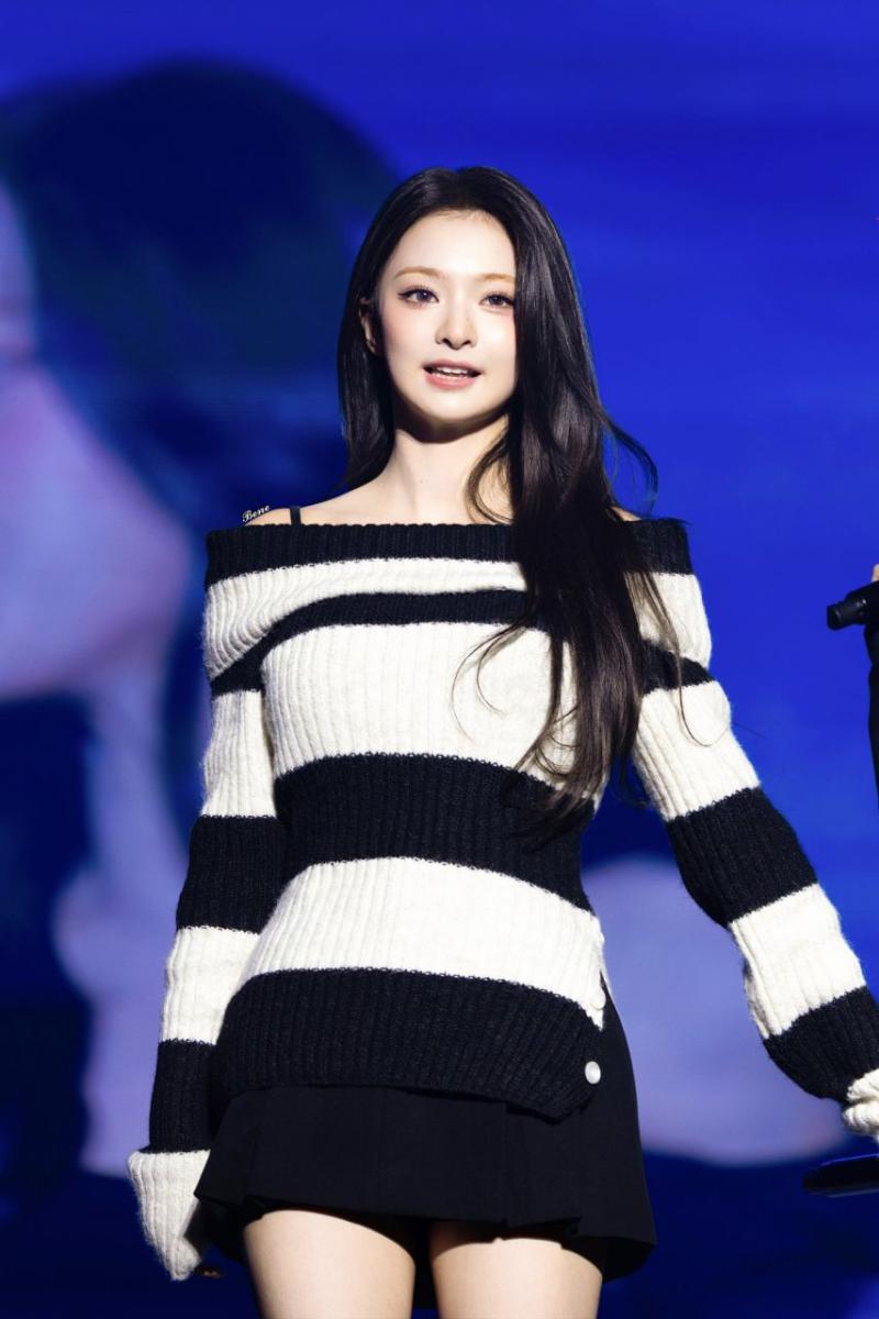 프로미스나인 이나경