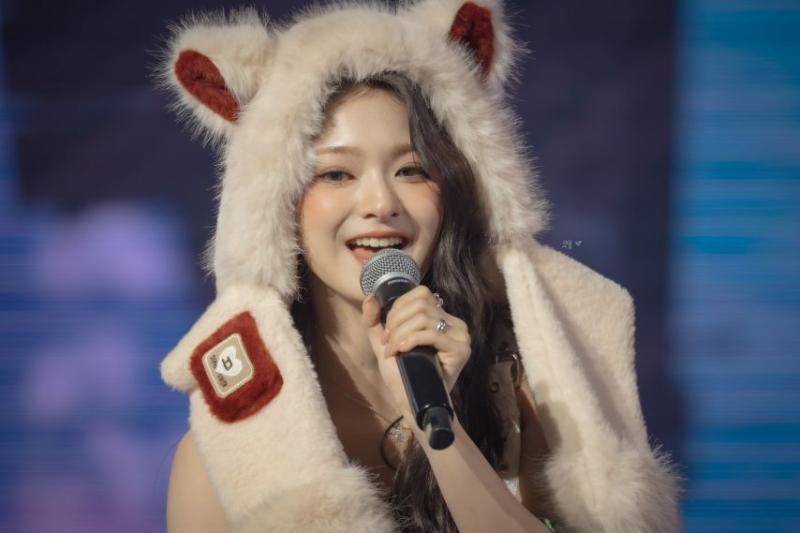 프로미스나인 이나경