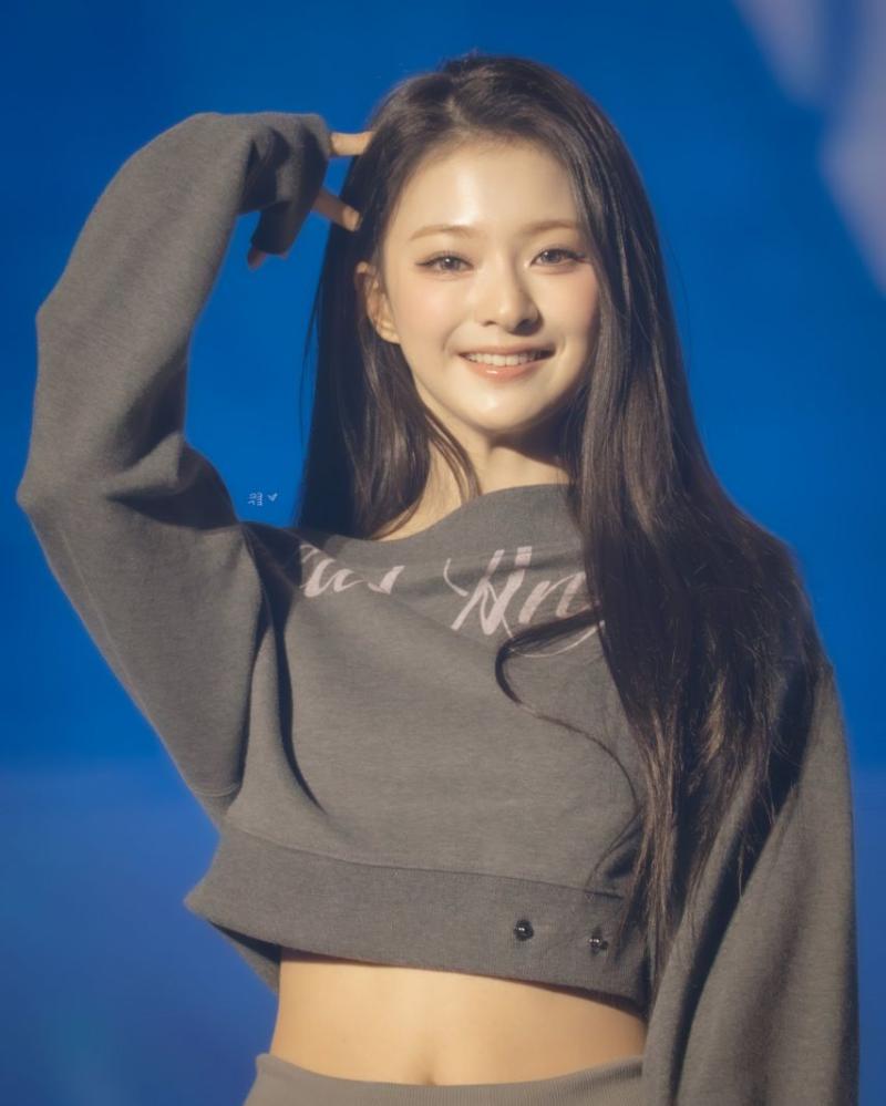 프로미스나인 이나경