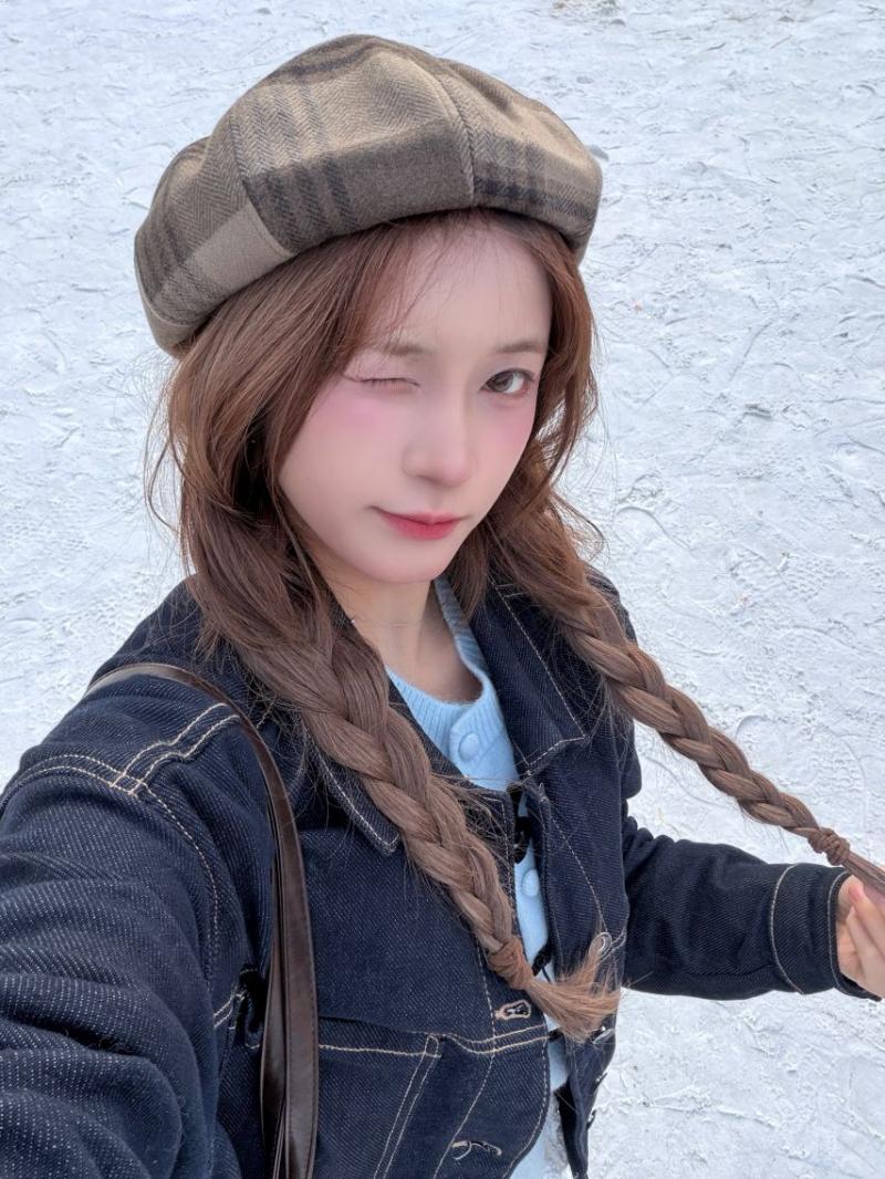 힛지스 서진, 비비