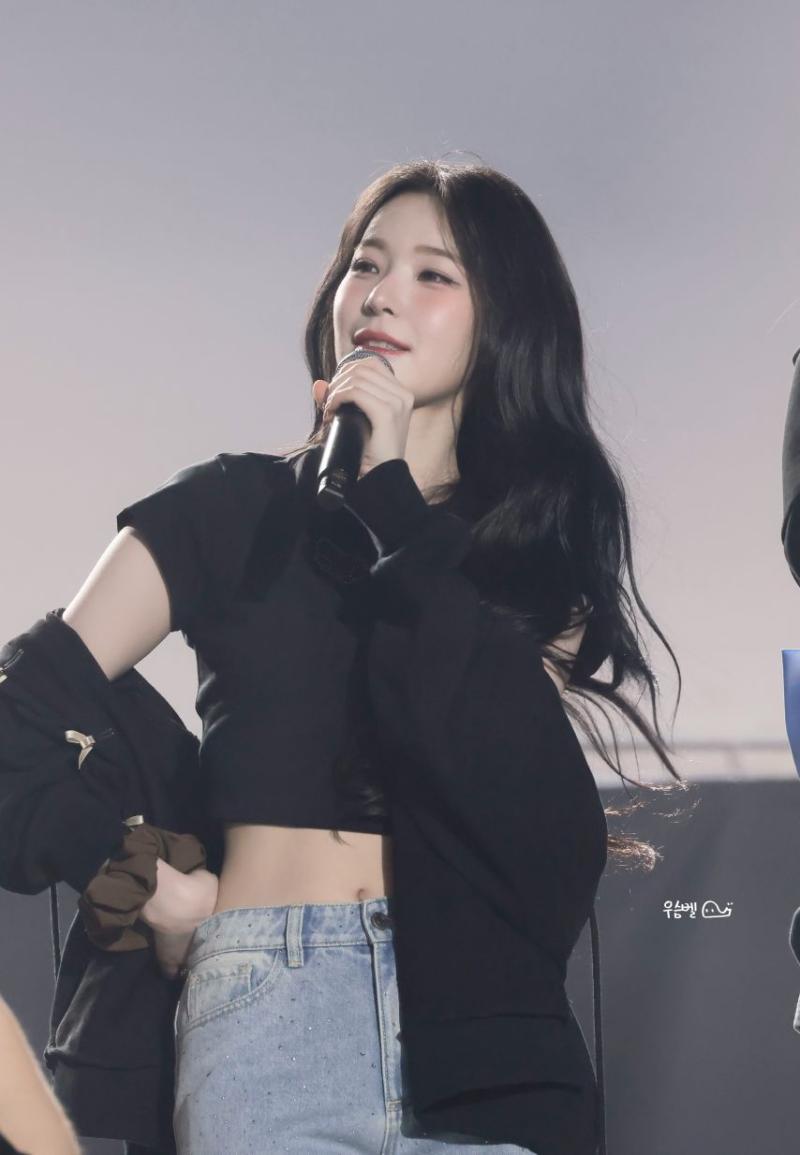 프로미스나인 백지헌