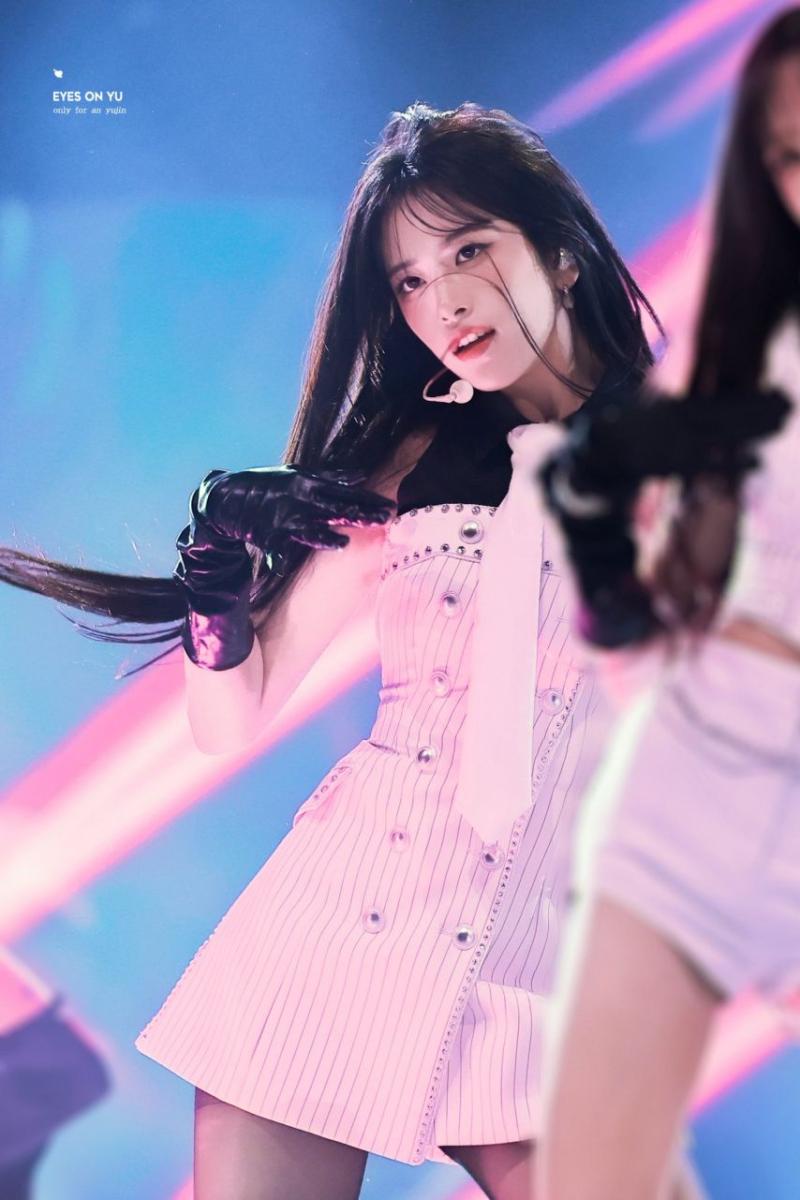 아이브 안유진
