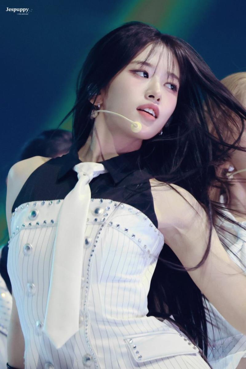 아이브 안유진