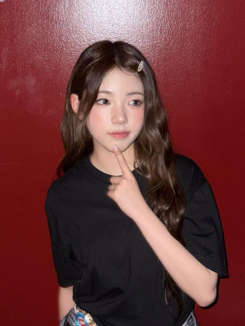UNIS (유니스) 오윤아