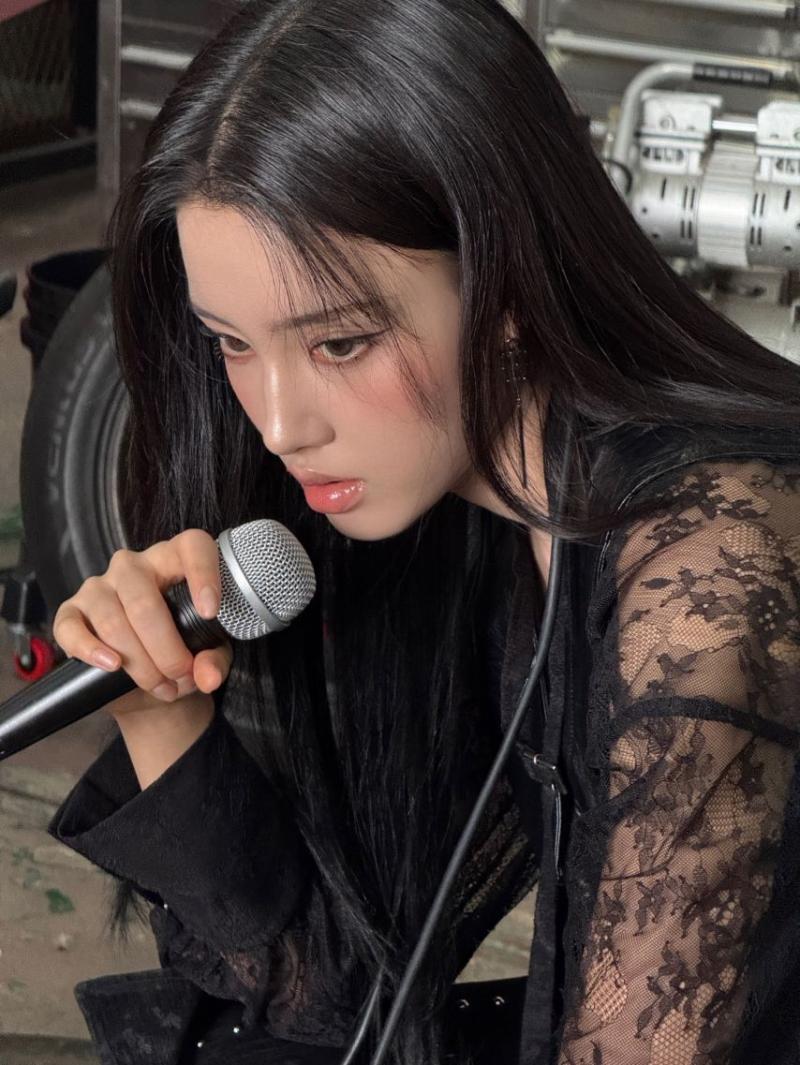 STAYC (스테이씨) 윤