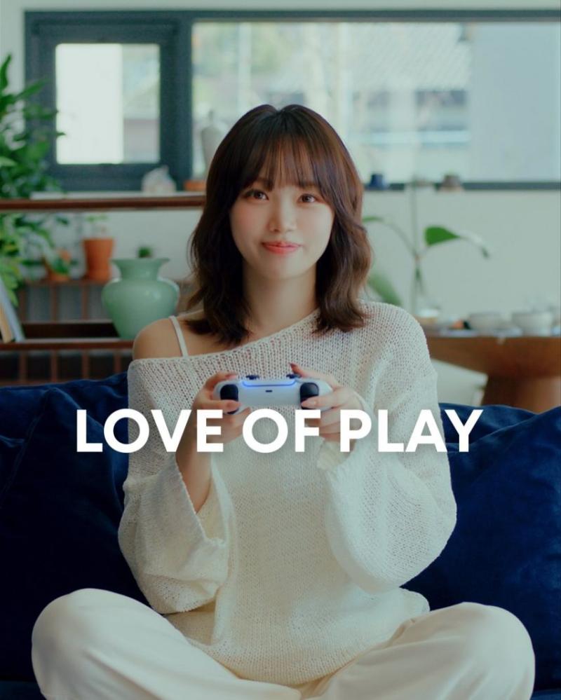 [르세라핌] 플레이스테이션 모델이 된 김채원