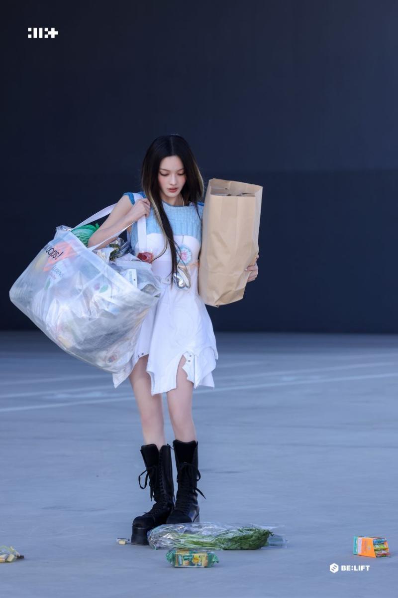 아일릿 [Behind Cut] ‘NOT ME’ MV Shoot